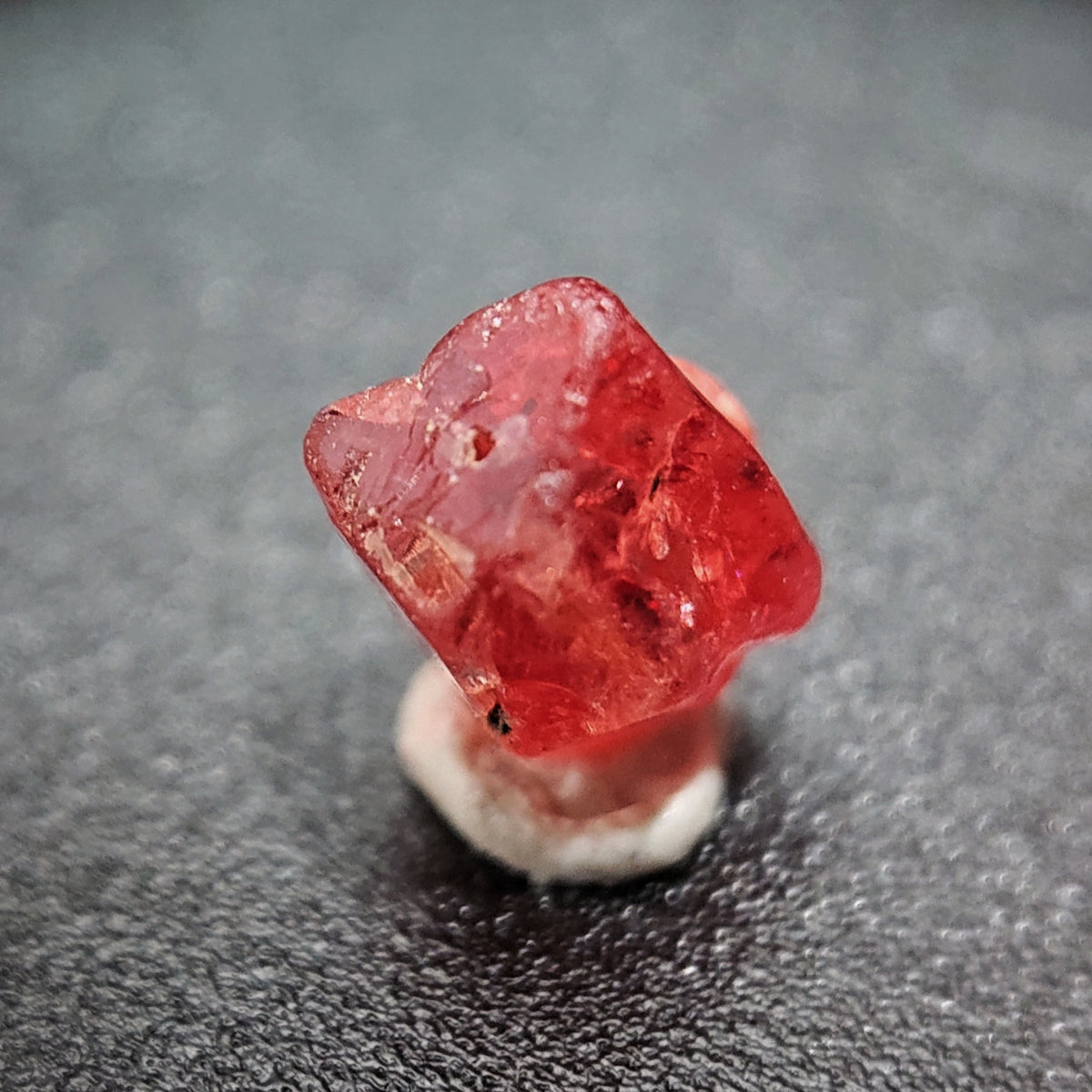 Natural red spinel specimen. Photo by Sasaki Kijinuko, CC BY 4.0 via Wikimedia Commons.