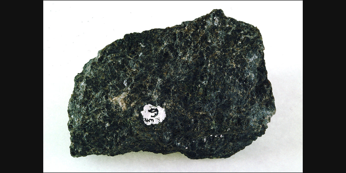 Bronzite orthopyroxene specimen — Roosters Peacock crystal guide