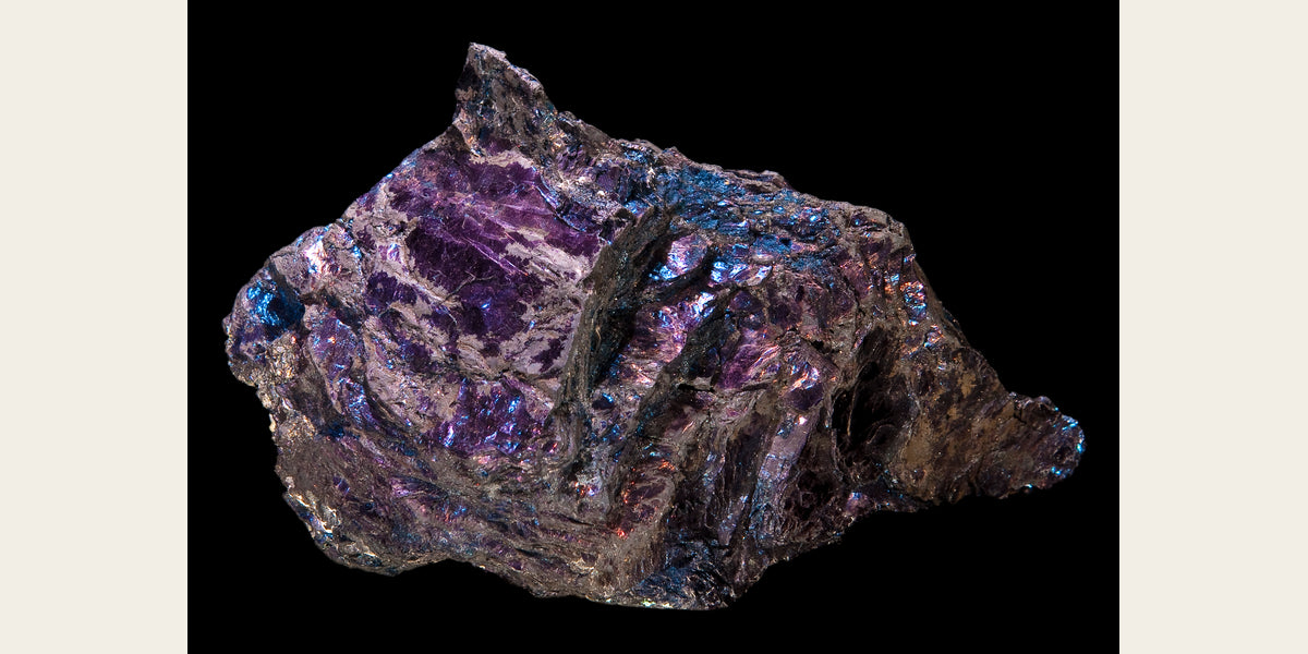 Covellite specimen from Butte, Montana; photo by Didier Descouens, CC BY 3.0 — Roosters Peacock crystal guide