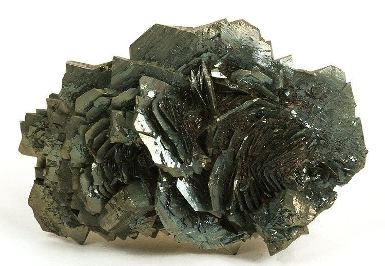 Natural marcasite crystal specimen from Vintířov, Czech Republic; Rob Lavinsky, CC BY-SA 3.0 — Roosters Peacock crystal guide