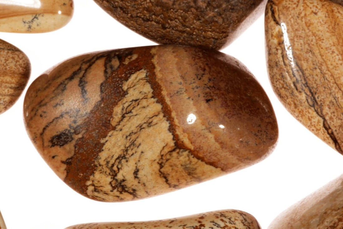 Picture jasper showing natural landscape-like patterning; Linas Juozėnas, CC BY-SA 4.0 — Roosters Peacock crystal guide