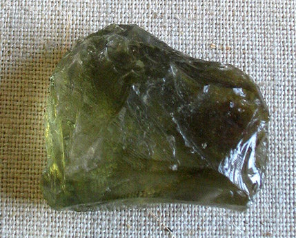 Natural green quartz (prasiolite) specimen; public-domain photograph — Roosters Peacock crystal guide