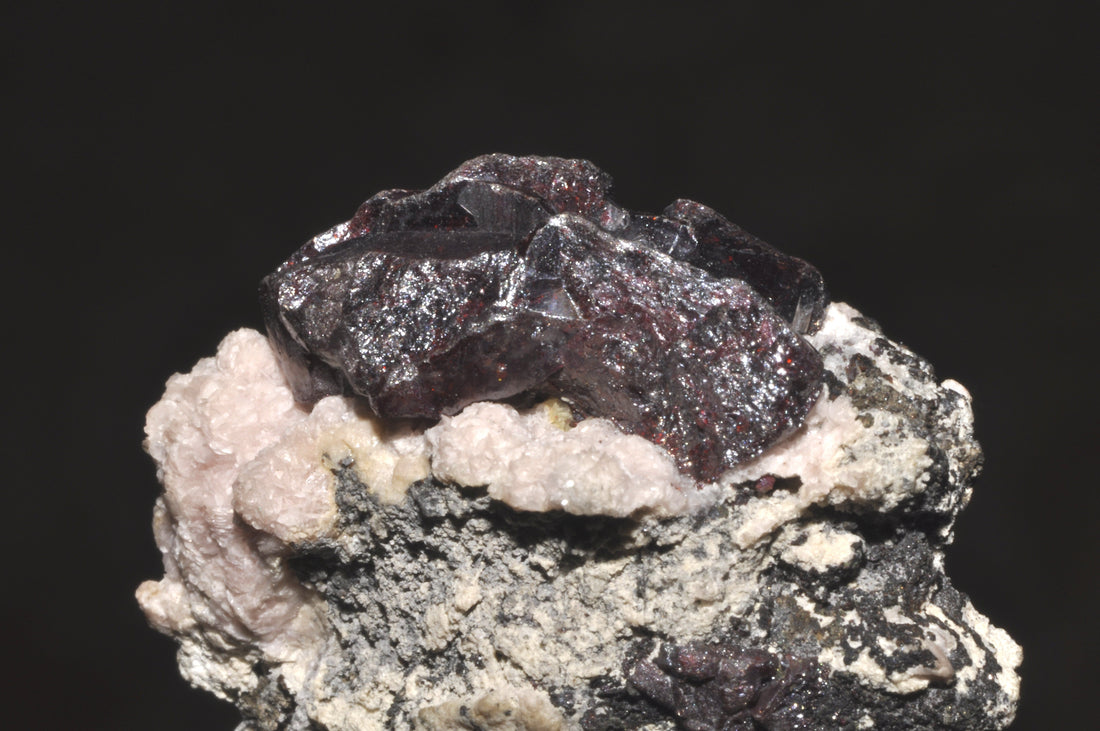 Natural proustite crystal specimen; Parent Géry, public domain — Roosters Peacock crystal guide