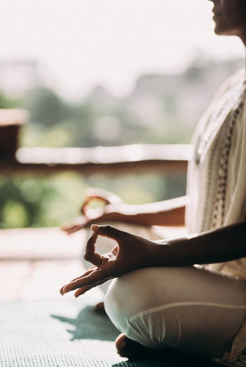 7 Chakra Orgone Pendant Necklace - Layered Healing Crystal Reiki Energy Amulet with Copper Spiral"